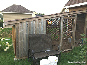 DIY Lean-to chicken Coop - How to build a Slanted roof chicken coop - DIY Hen Coops