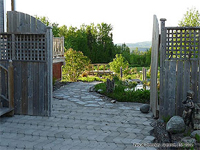 Lay Concrete pavers - Paver Walkway - DIY Paver bed