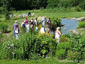 Gardens visit - garden tours - private garden directory - botanical gardens