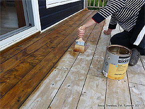 Staining deck - Wood preservation - Deck stain - How to stain a deck
